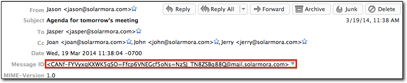 Почтовый клиент Thunderbird отображает заголовки сообщений.